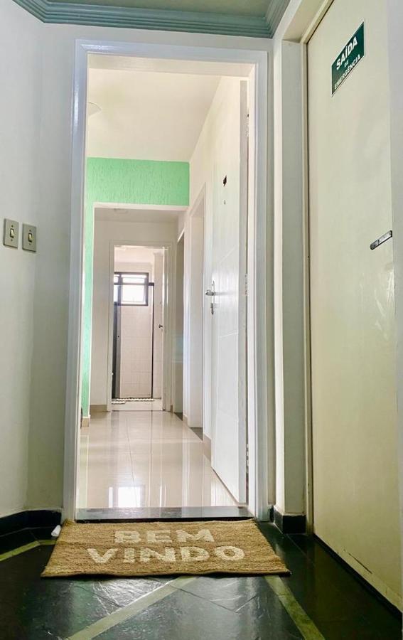 Apartamento Praia Da Enseada Гуаружа Екстериор снимка