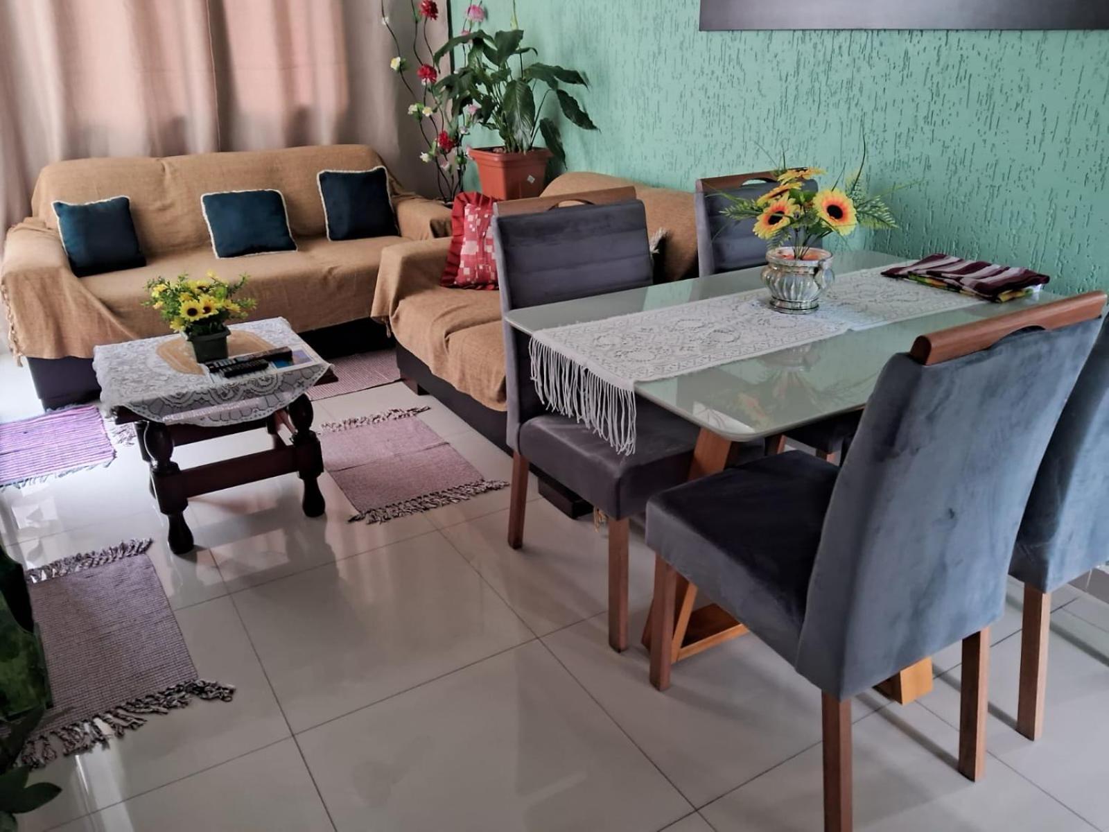 Apartamento Praia Da Enseada Гуаружа Екстериор снимка